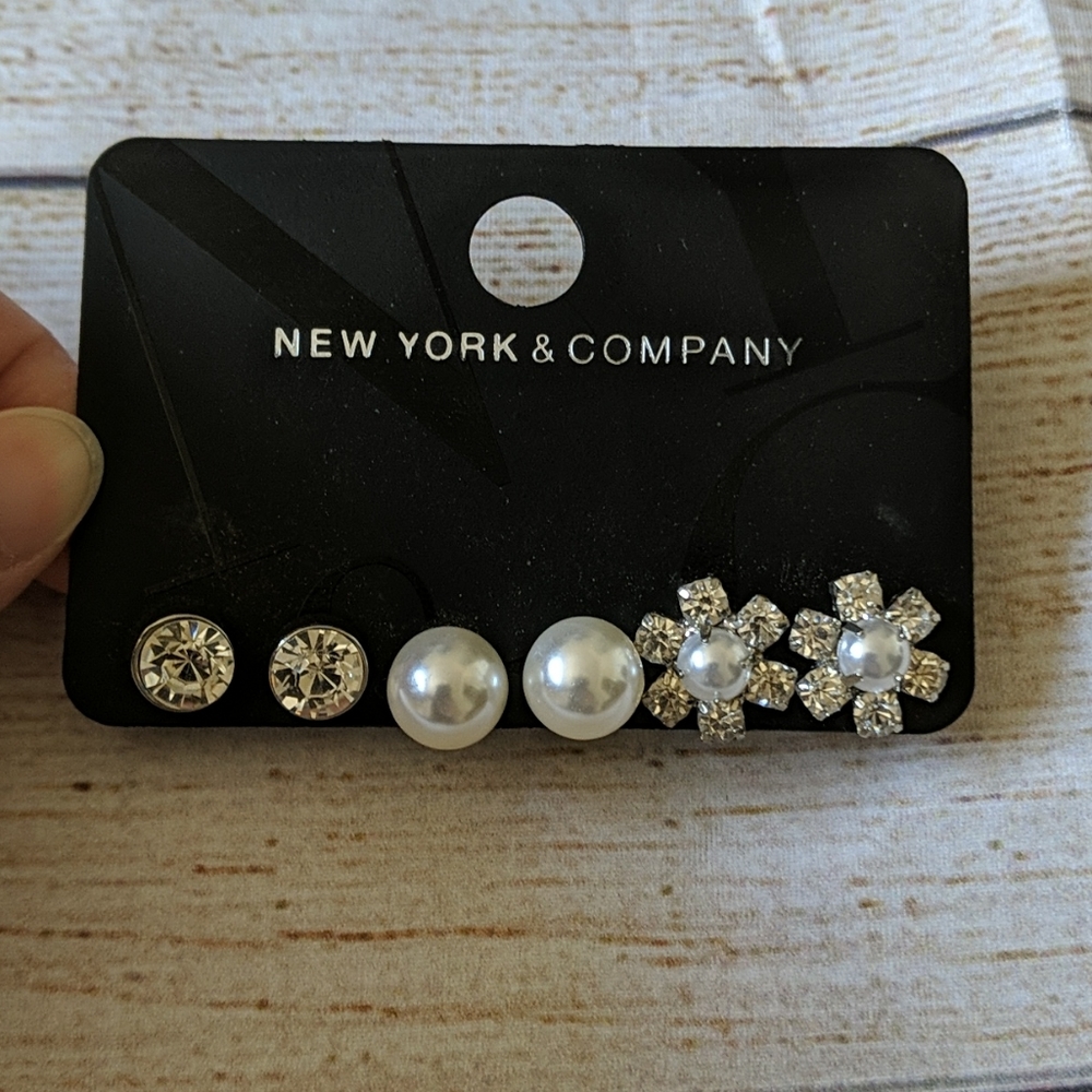 NWT New York and Company Earrings